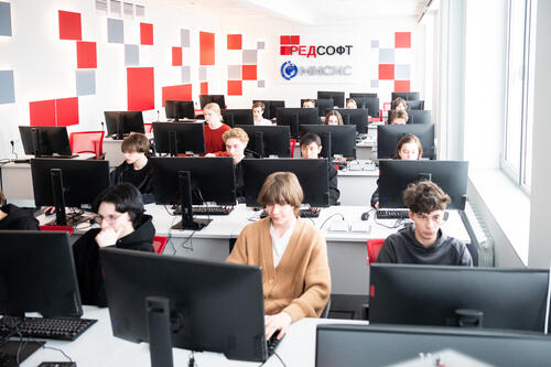 MISIS University Opens a Full-Cycle IT Lab in Partnership with RED SOFT