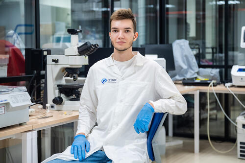 Scientists develop polymer nanoparticles that deceive cancer cells